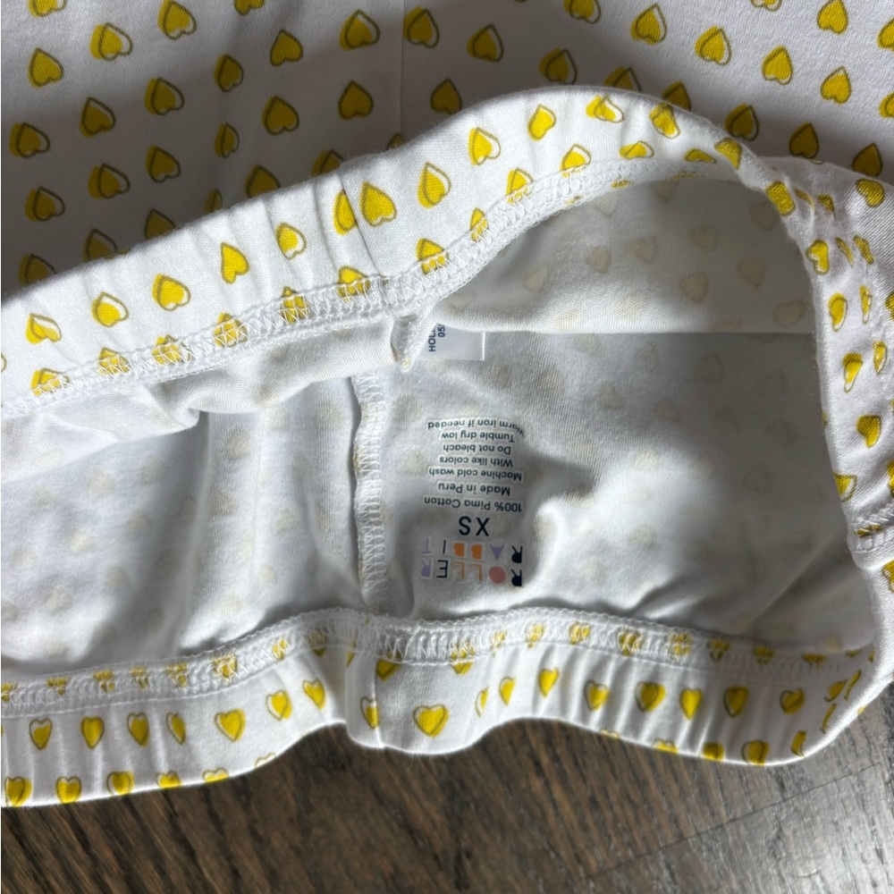 Roller Rabbit White Set with Yellow Heart Design - Picture 5 of 6